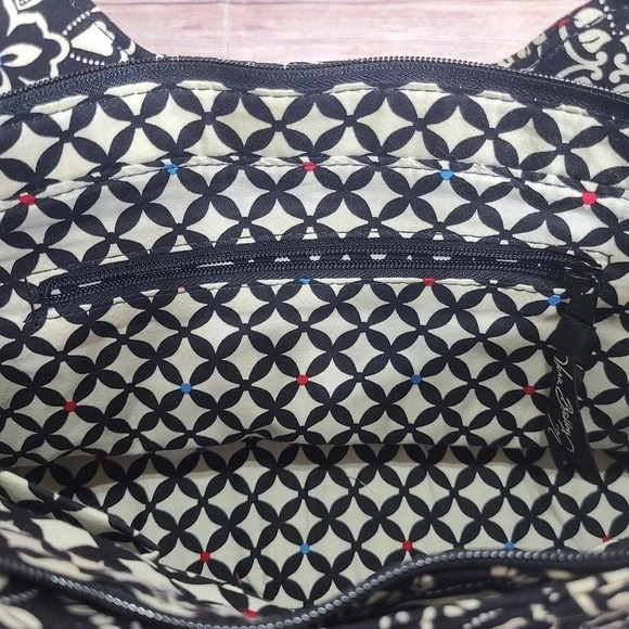 Vera Bradley Barcelona Bag Handbag Black White Floral Zipper Closure Quilted - Picture 6 of 14